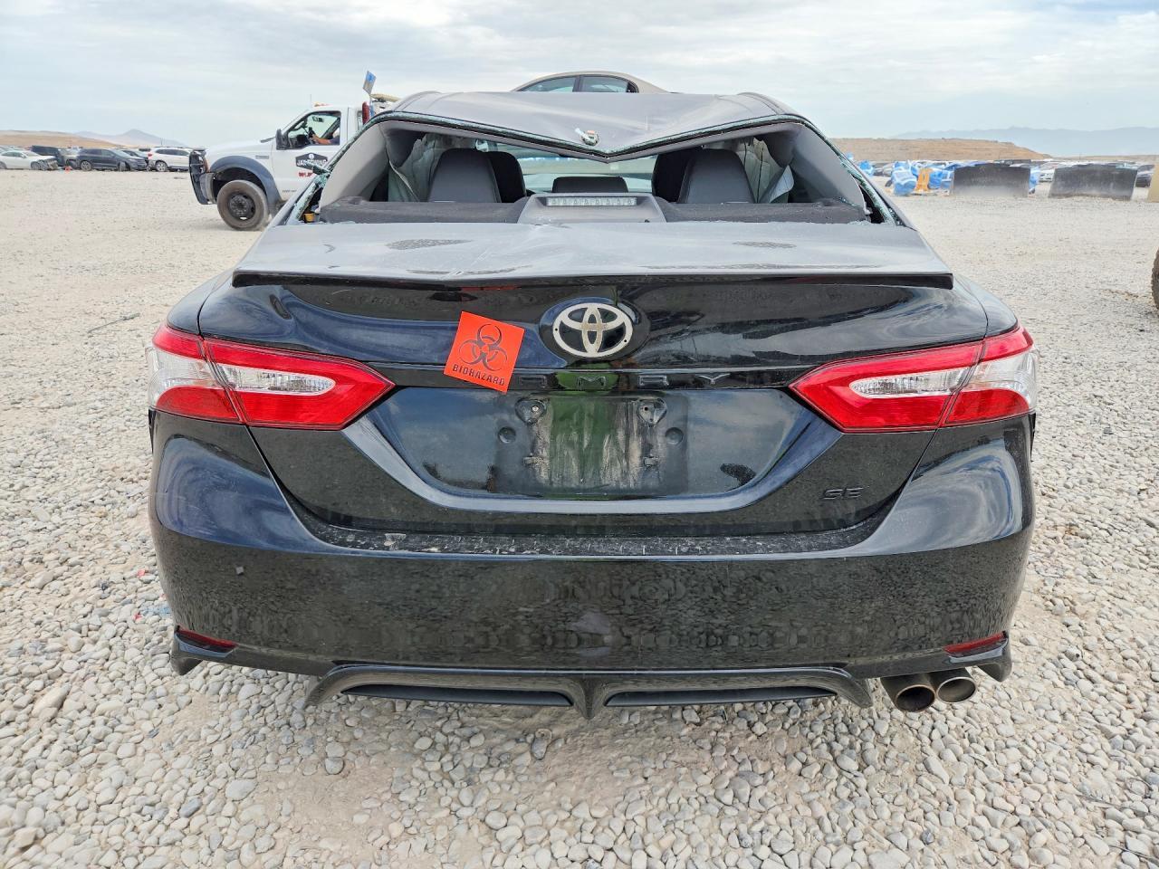 2020 Toyota Camry Se Nightshade - Фото 6