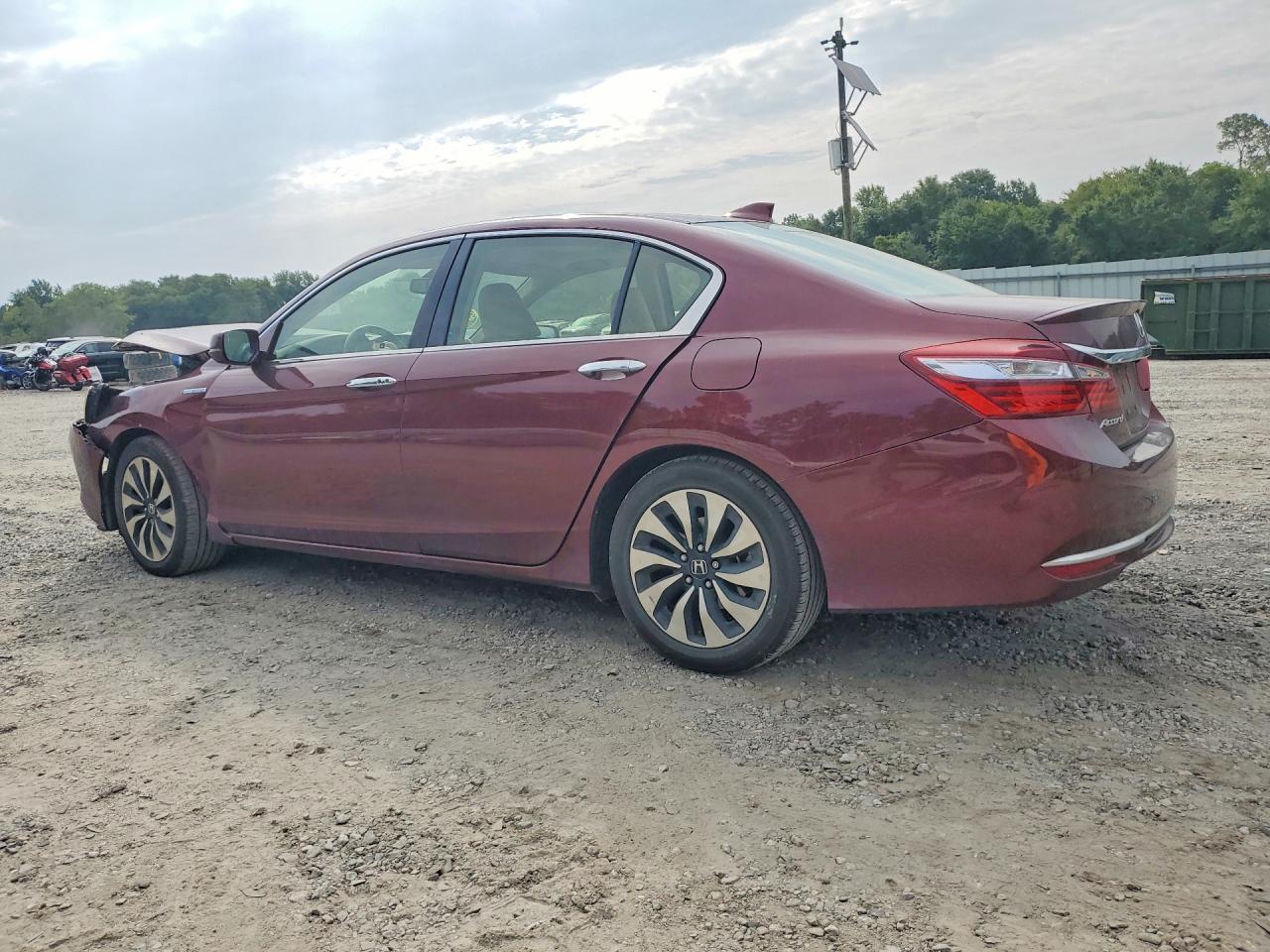 2017 Honda Accord Hybrid Exl - Фото 2