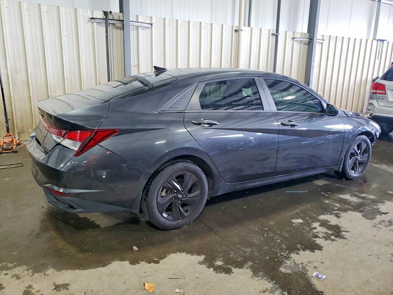 2022 Hyundai Elantra Sel - Фото 3