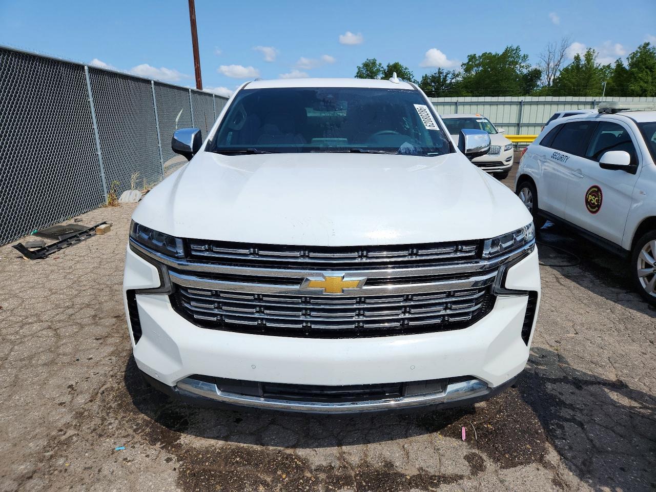 2022 Chevrolet Suburban C1500 Premier - Image 5