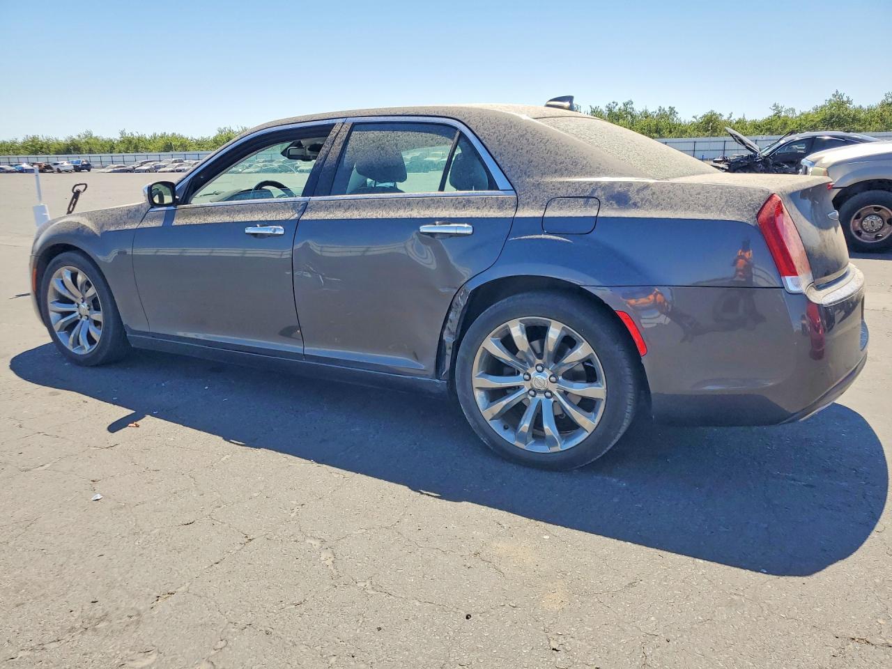 2019 Chrysler 300 Limited - Image 2