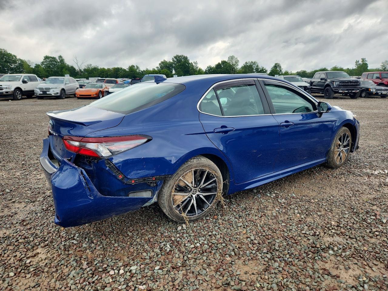 2023 Toyota Camry Se - Фото 3