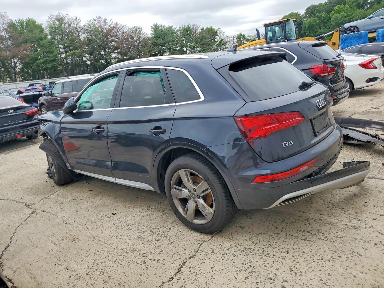 2018 Audi Q5 Premium Plus - Фото 2