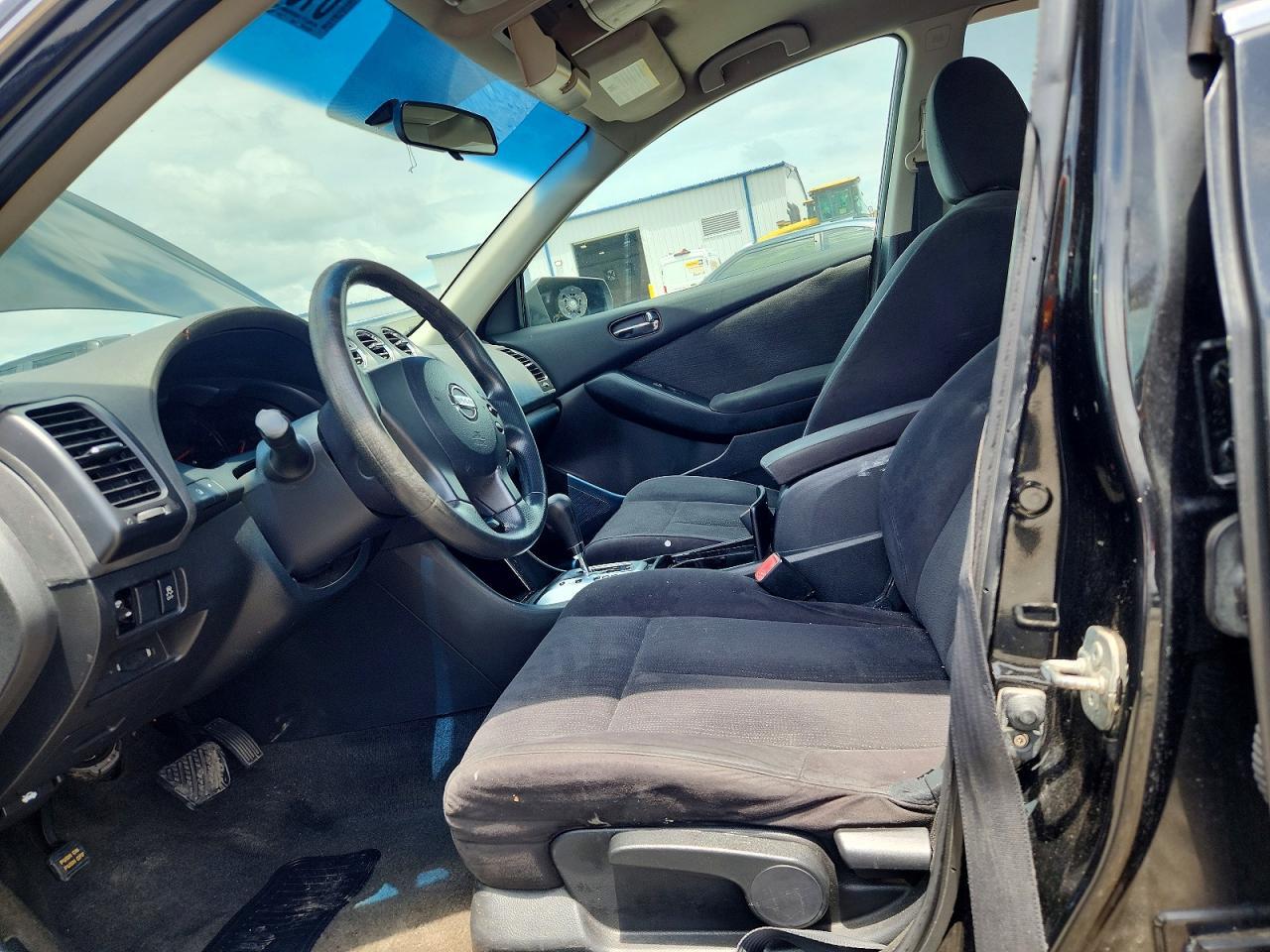 2012 Nissan Altima Base/S - Image 7