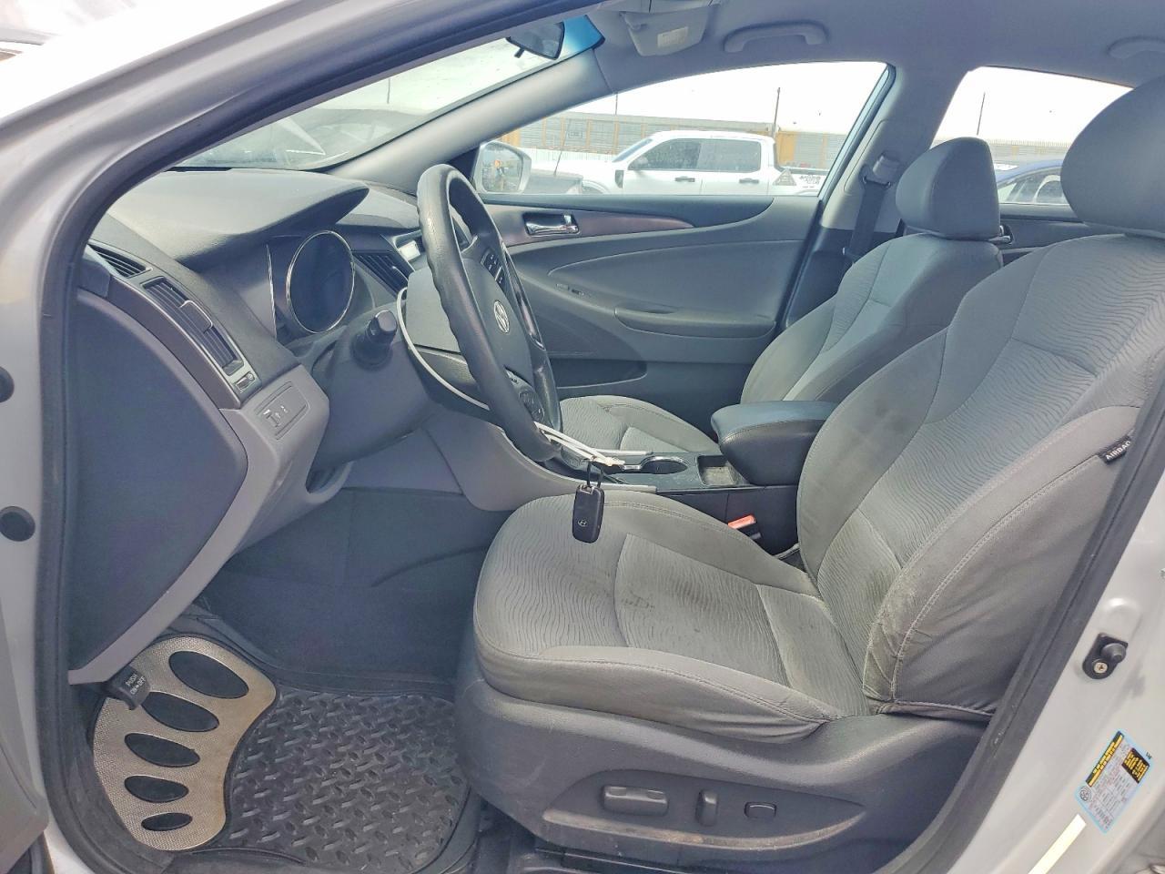 2011 Hyundai Sonata Hybrid - Image 7