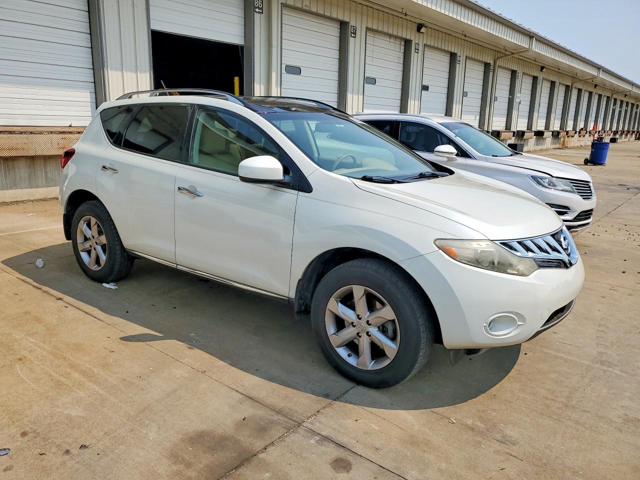 2009 Nissan Murano S - Image 4
