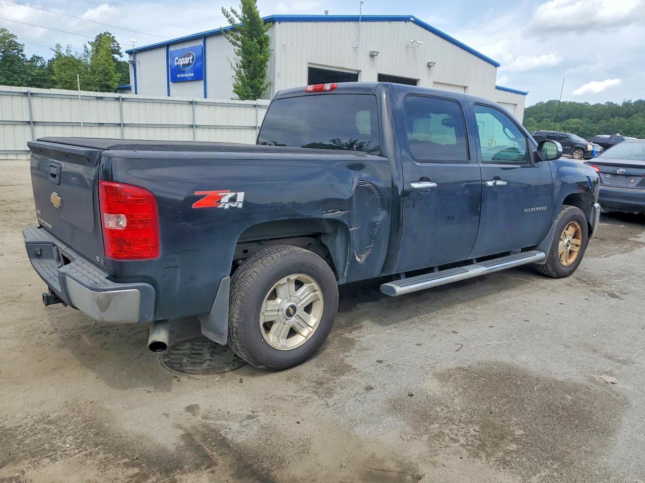2011 Chevrolet Silverado K1500 Lt - Фото 3