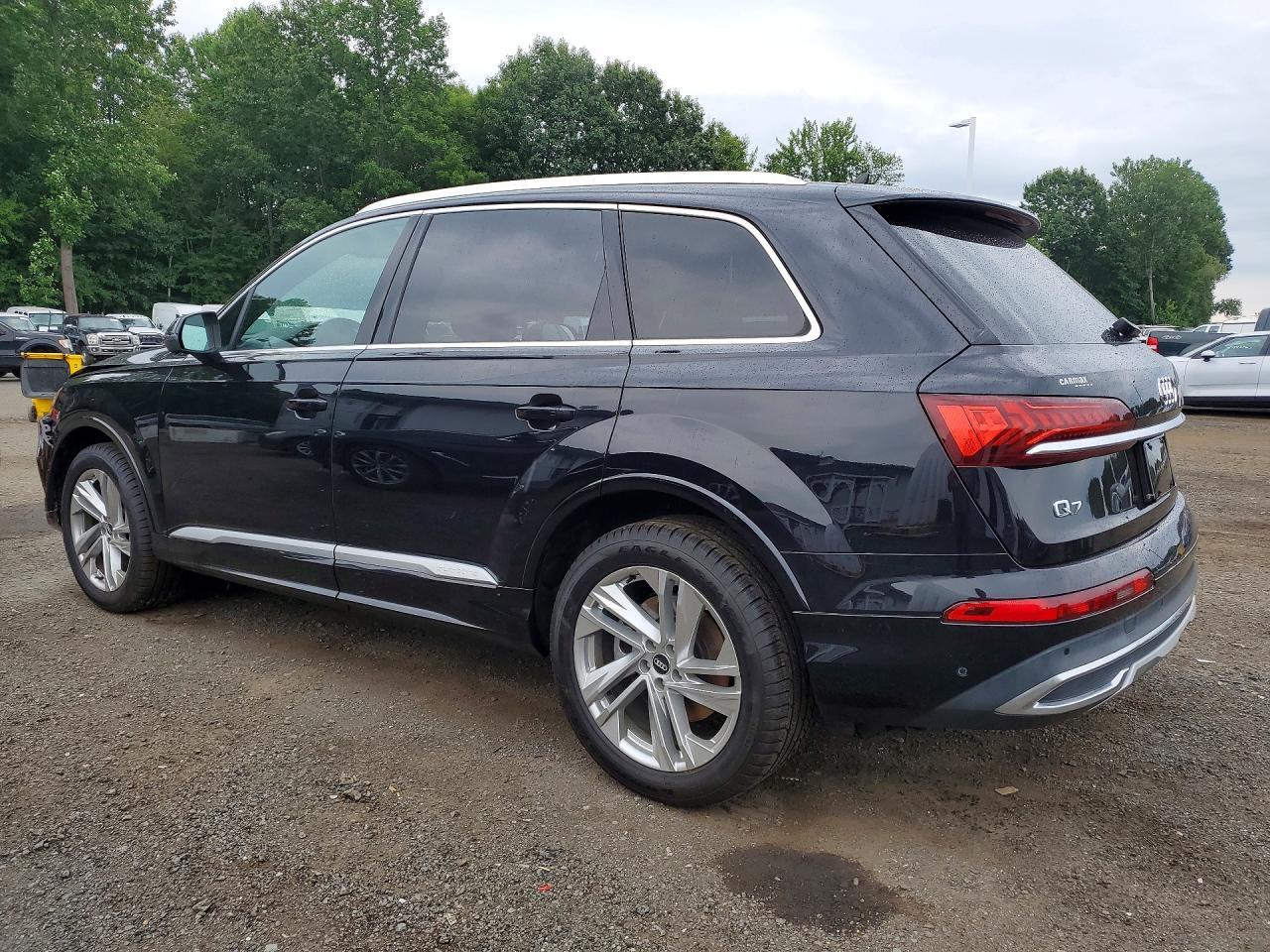 2021 Audi Q7 Premium Plus - Фото 2