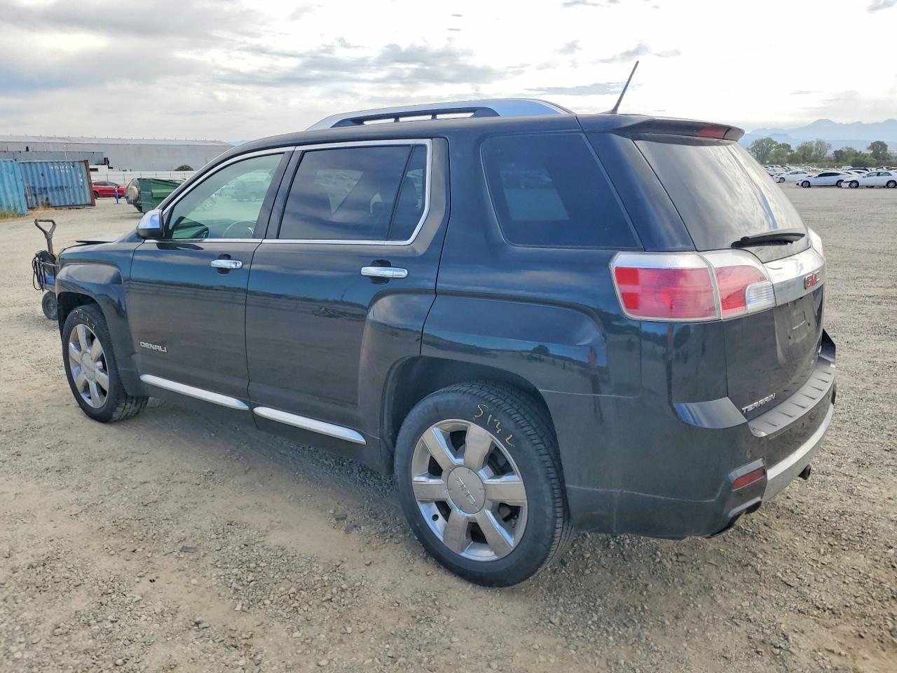 2013 GMC Terrain Denali - Image 2