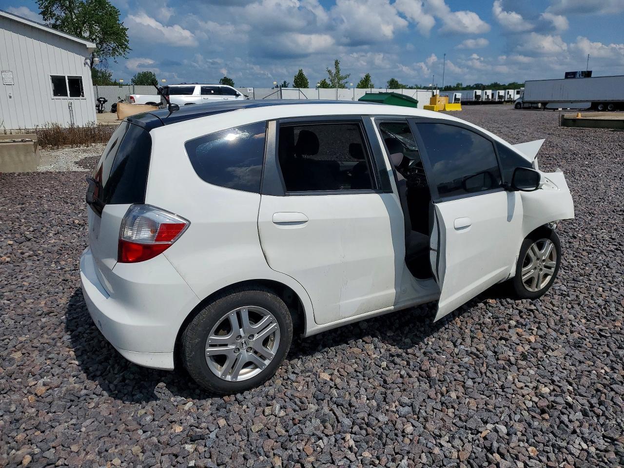2012 Honda Fit - Image 3