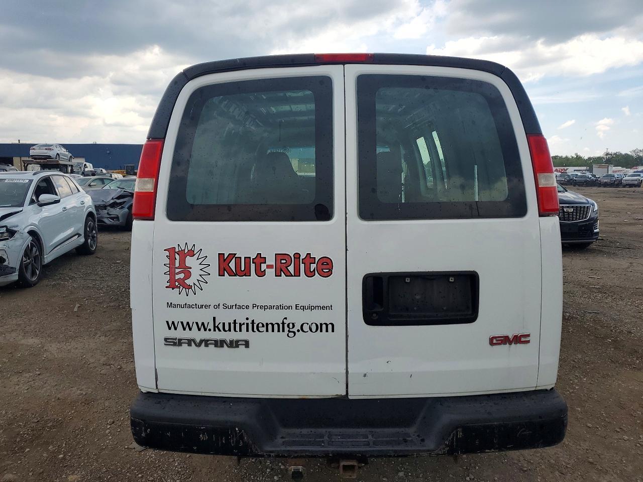 2006 GMC Savana 2500 Delivery Van - Image 6