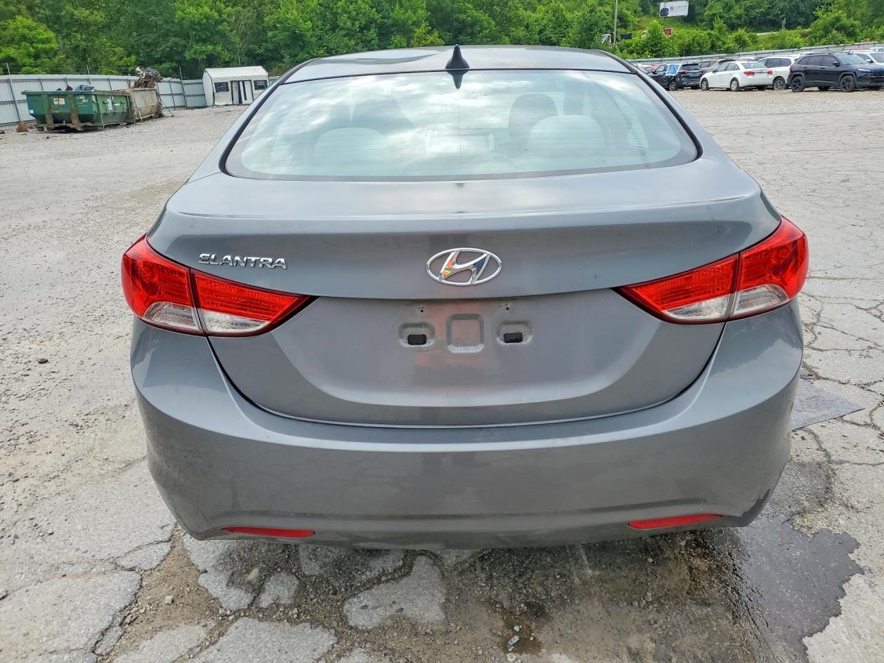 2013 Hyundai Elantra Gls - Image 6