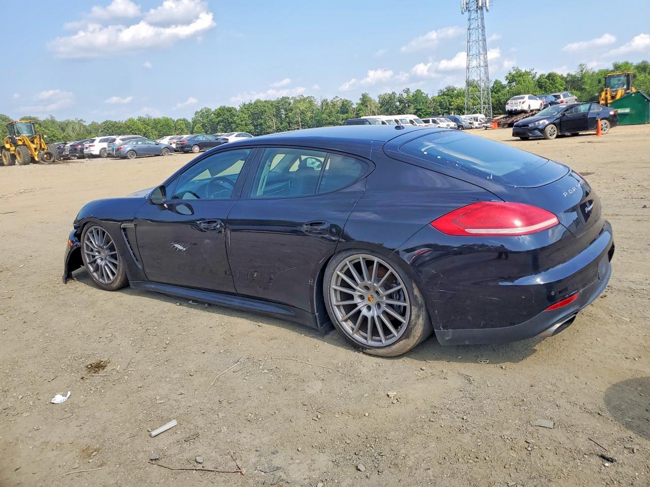 2016 Porsche Panamera 2 - Фото 2