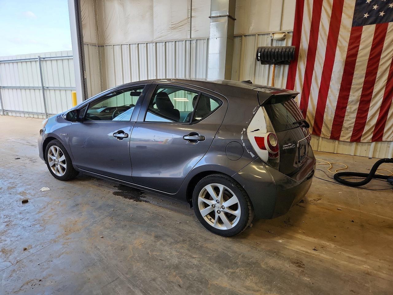 2012 Toyota Prius C Four - Image 2