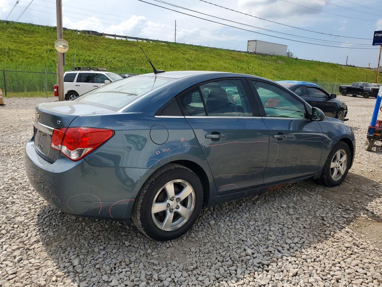 2012 Chevrolet Cruze Lt - Image 3