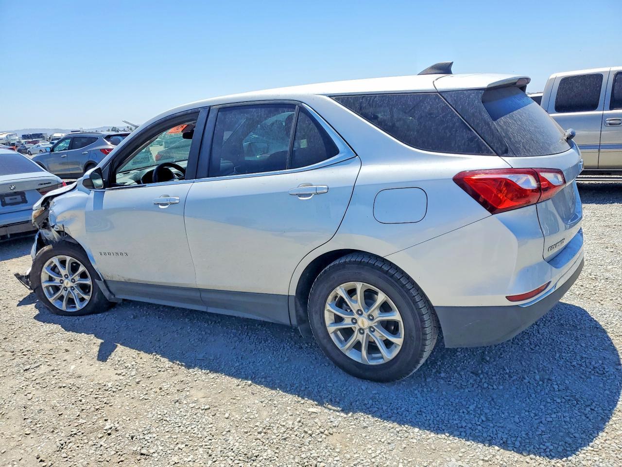 2021 Chevrolet Equinox Lt - Image 2