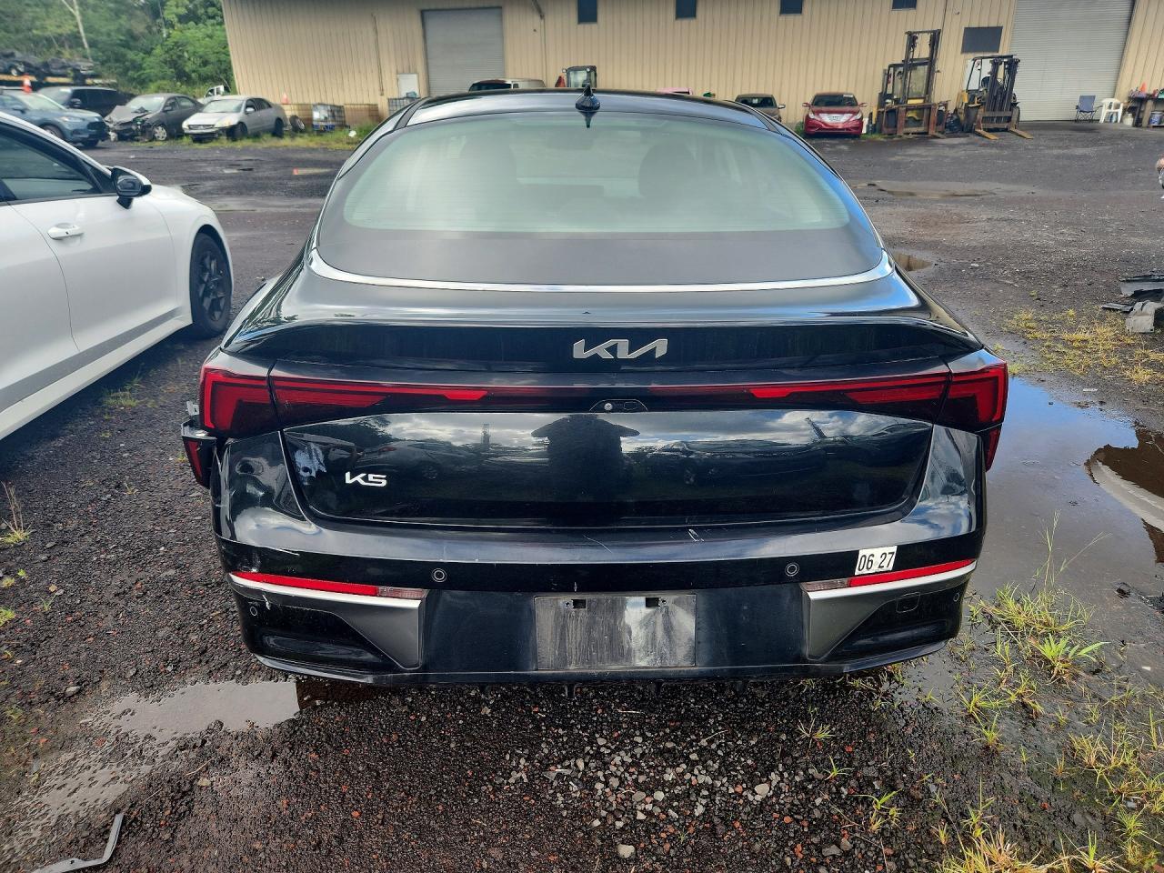 2025 Kia K5 Lxs - Image 6