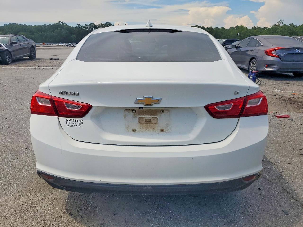 2017 Chevrolet Malibu Lt - Image 6