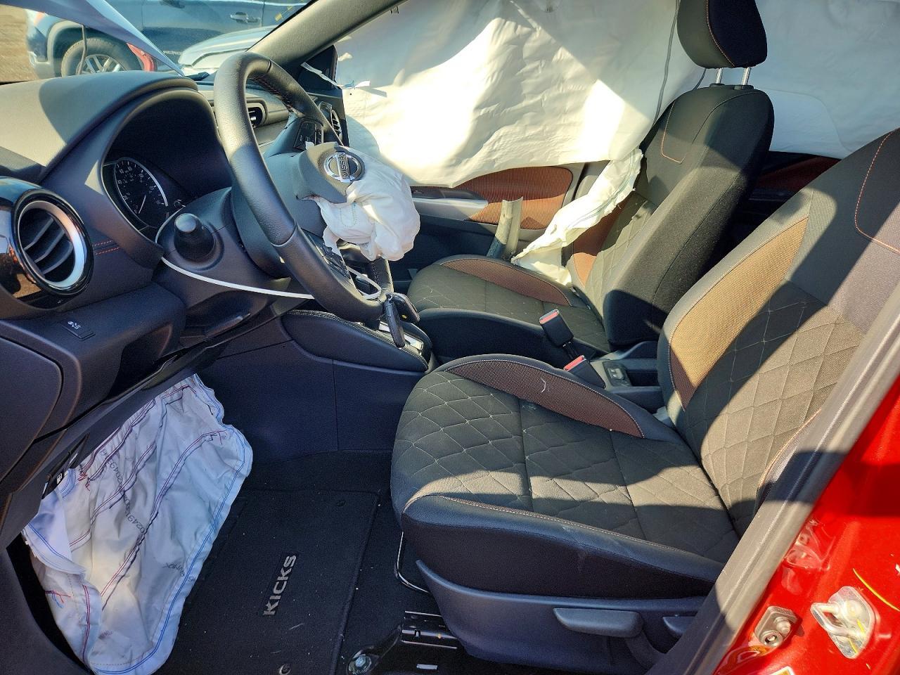 2019 Nissan Kicks Sr - Image 7