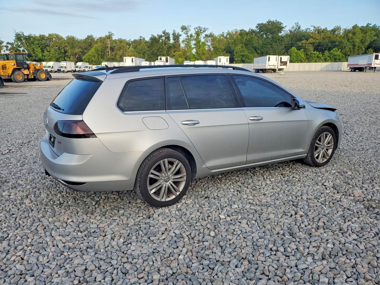 2015 Volkswagen Golf Sportwagen Tdi S - Фото 3