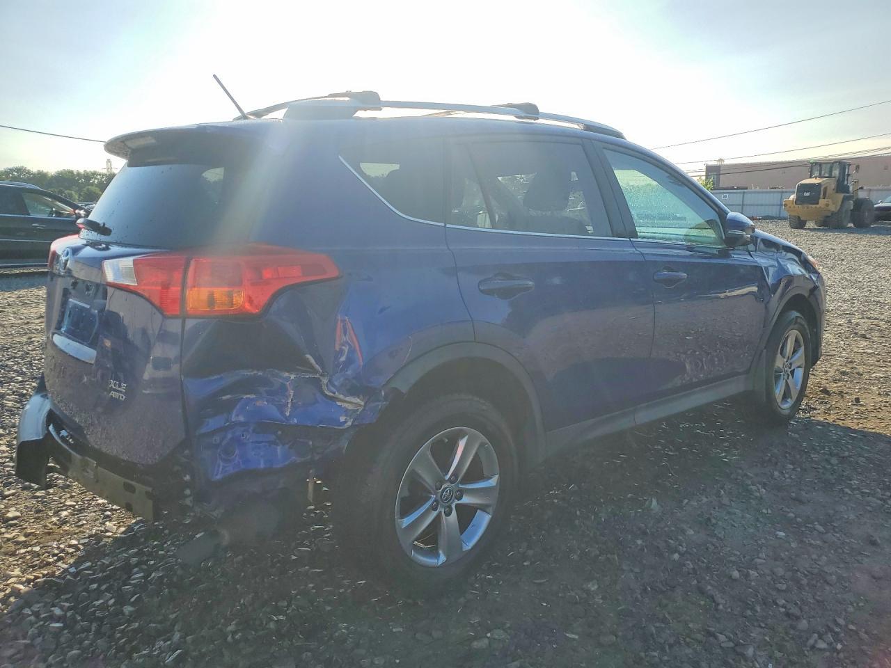 2015 Toyota Rav4 Xle - Фото 3