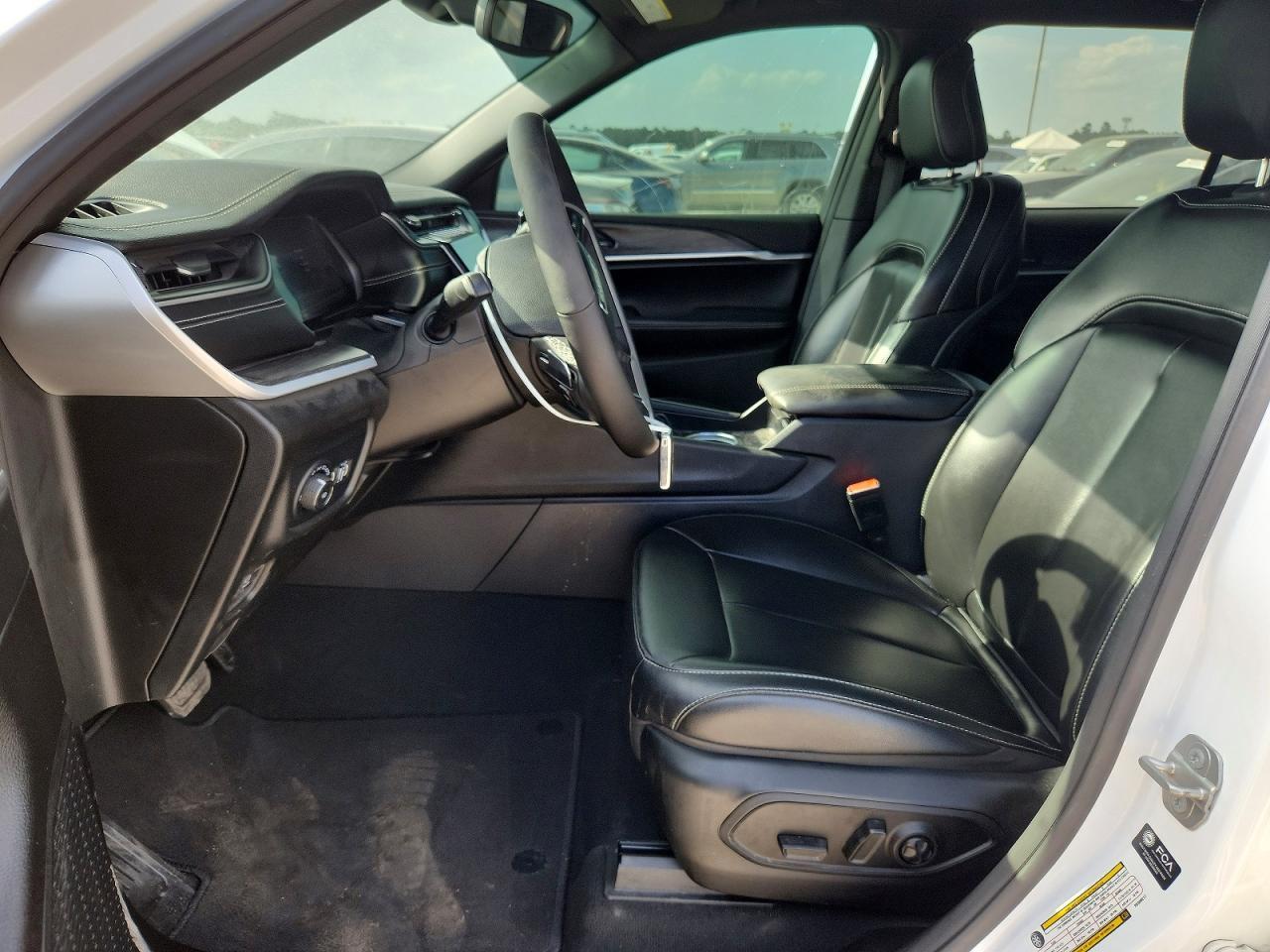2024 Jeep Grand Cherokee L Limited - Image 7