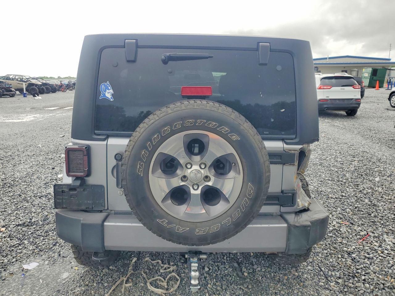 2018 Jeep Wrangler Unlimited Sahara - Фото 6