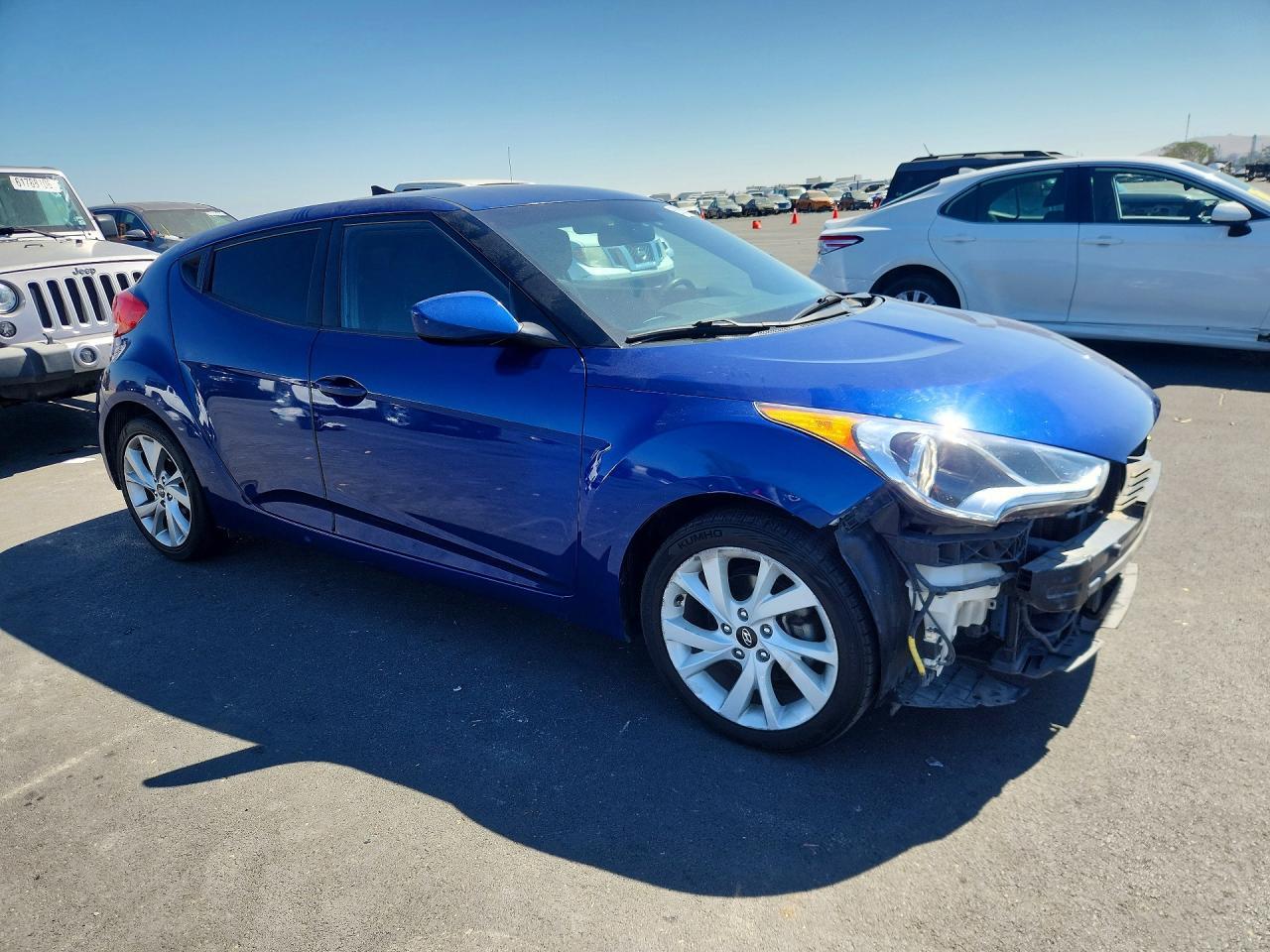 2016 Hyundai Veloster Base - Фото 4