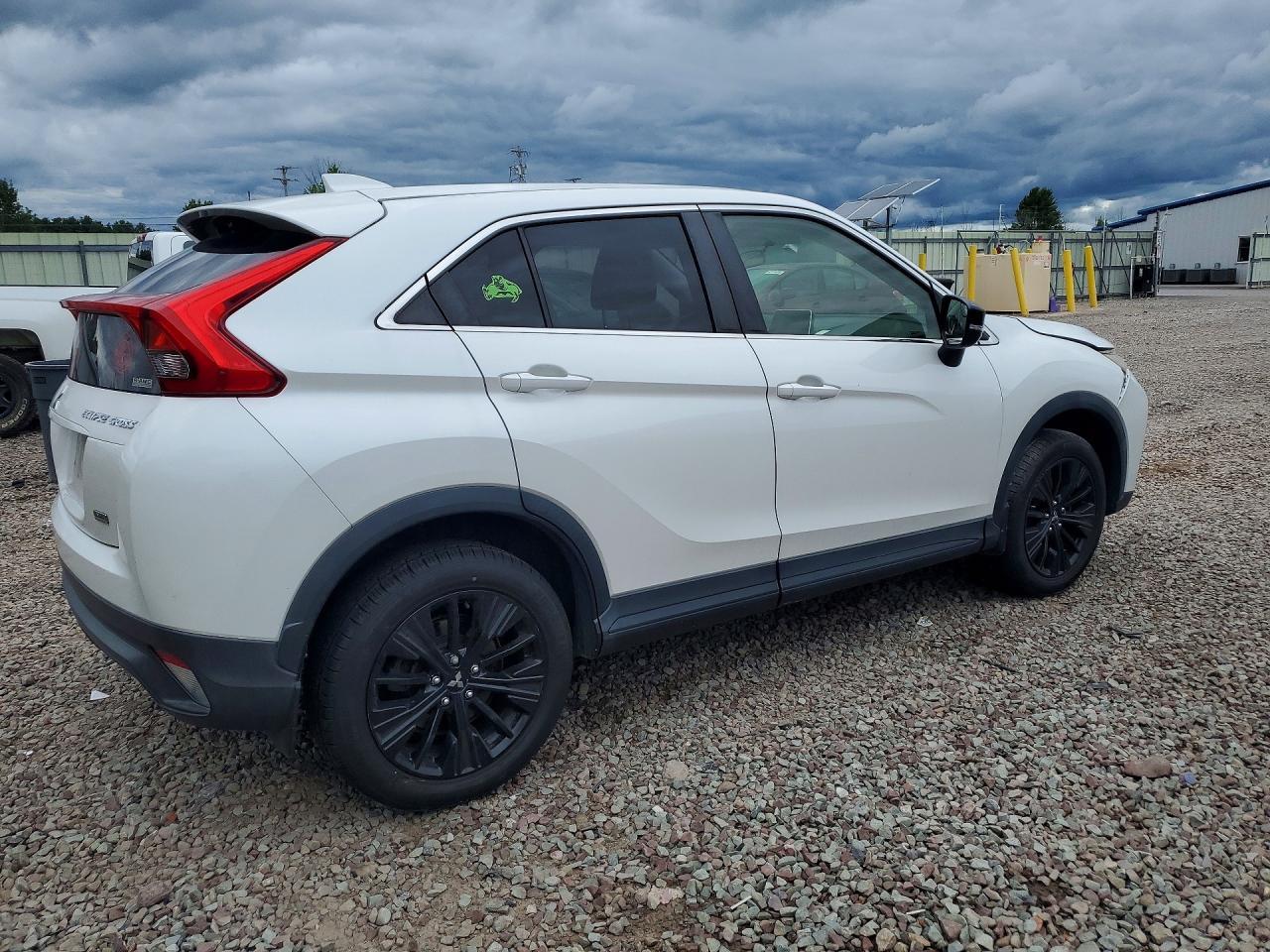 2018 Mitsubishi Eclipse Cross Le - Фото 3