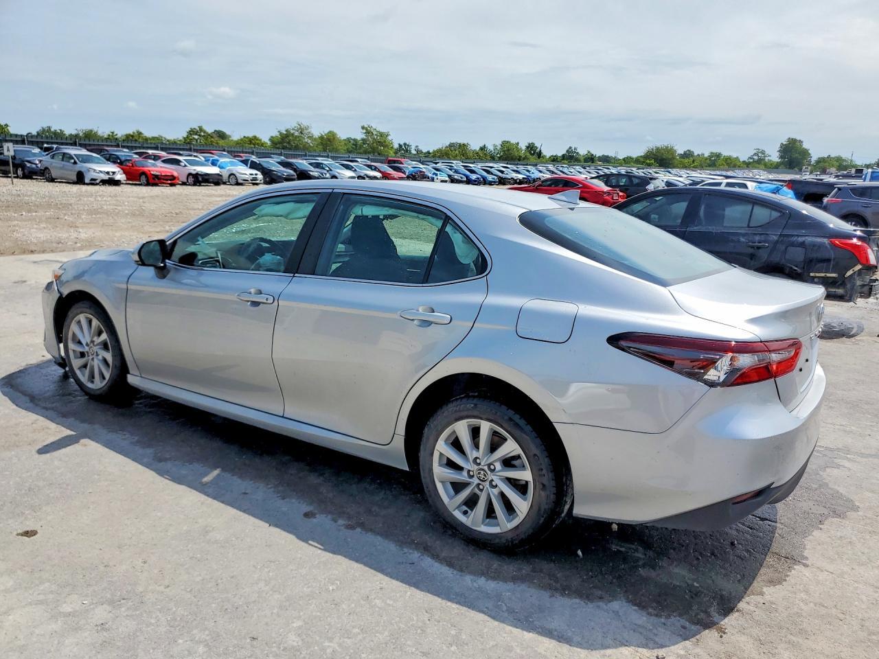 2023 Toyota Camry Le - Image 2