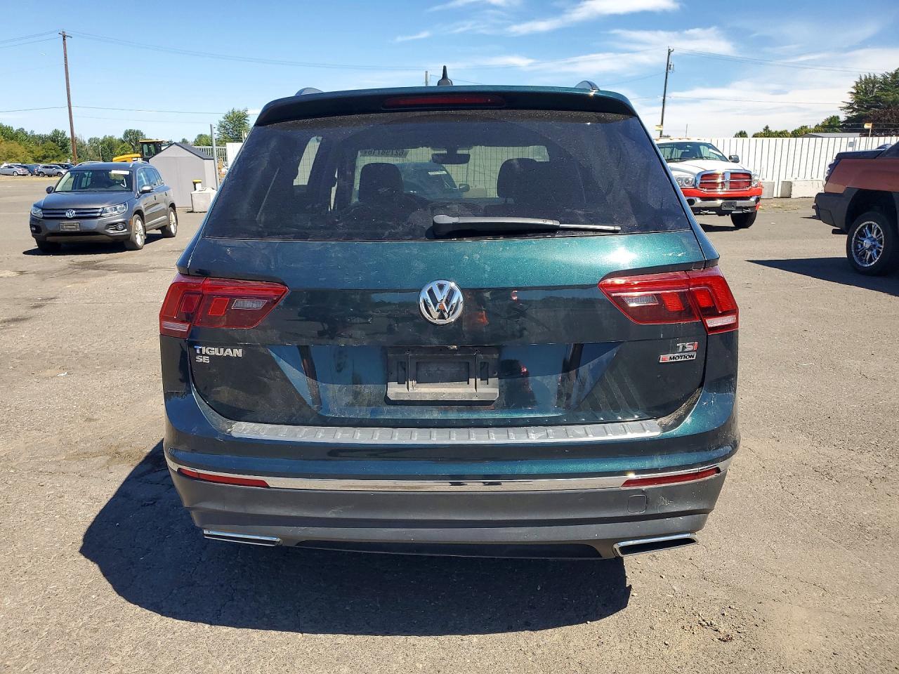 2018 Volkswagen Tiguan Se - Image 6