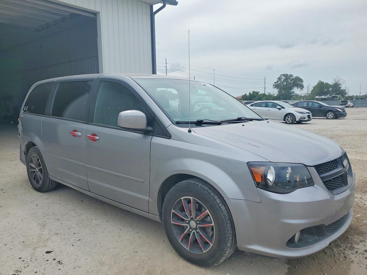 2016 Dodge Grand Caravan Sxt - Фото 4