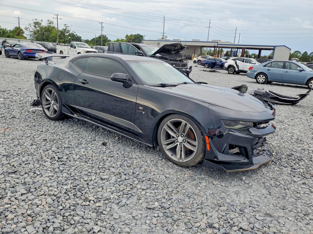 2017 Chevrolet Camaro Lt - Image 4