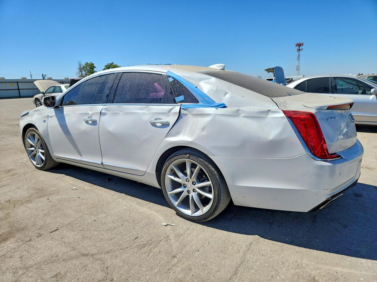 2018 Cadillac Xts Premium Luxury - Фото 2