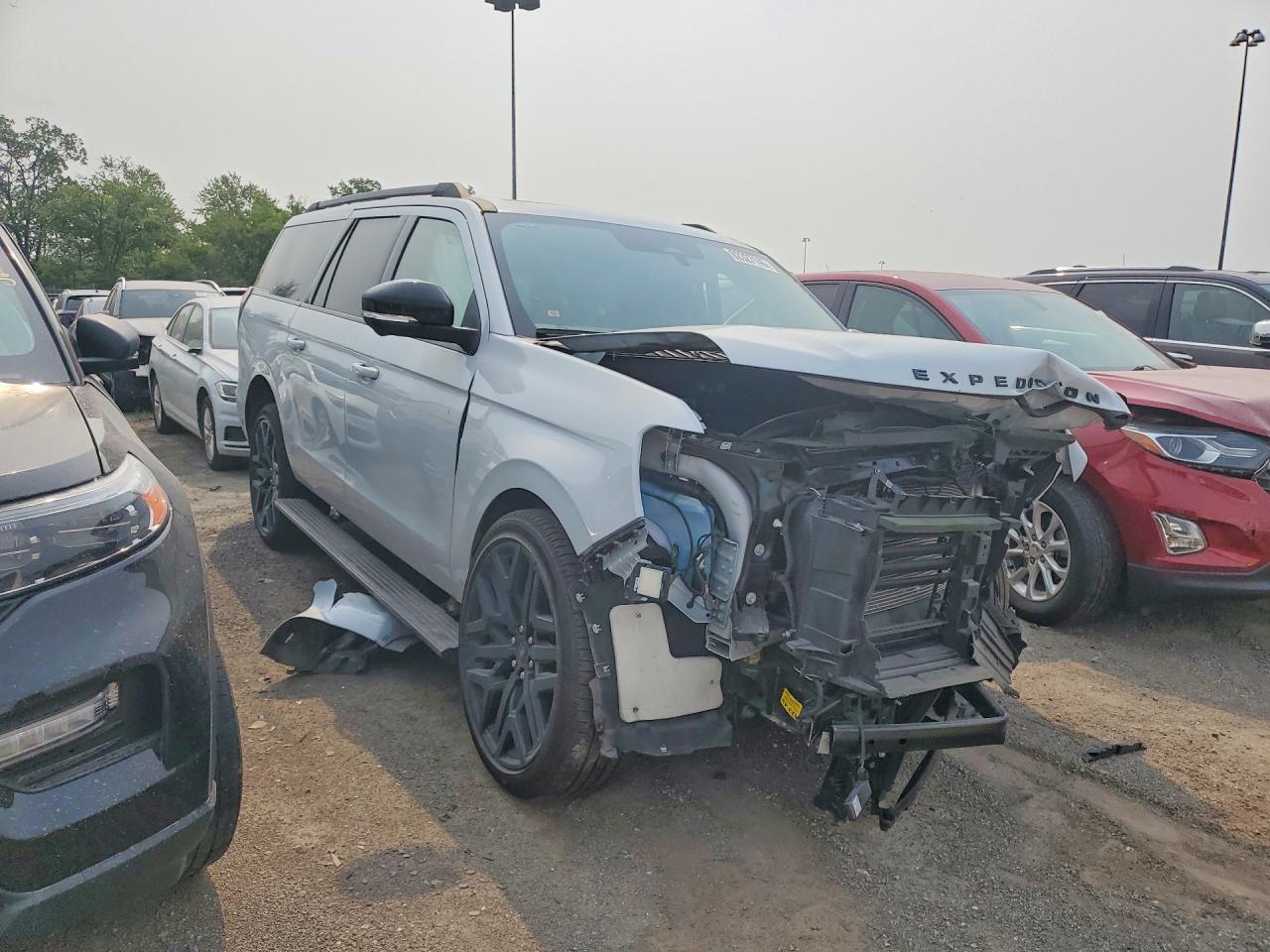 2026 Ford Expedition Max Platinum - Image 4