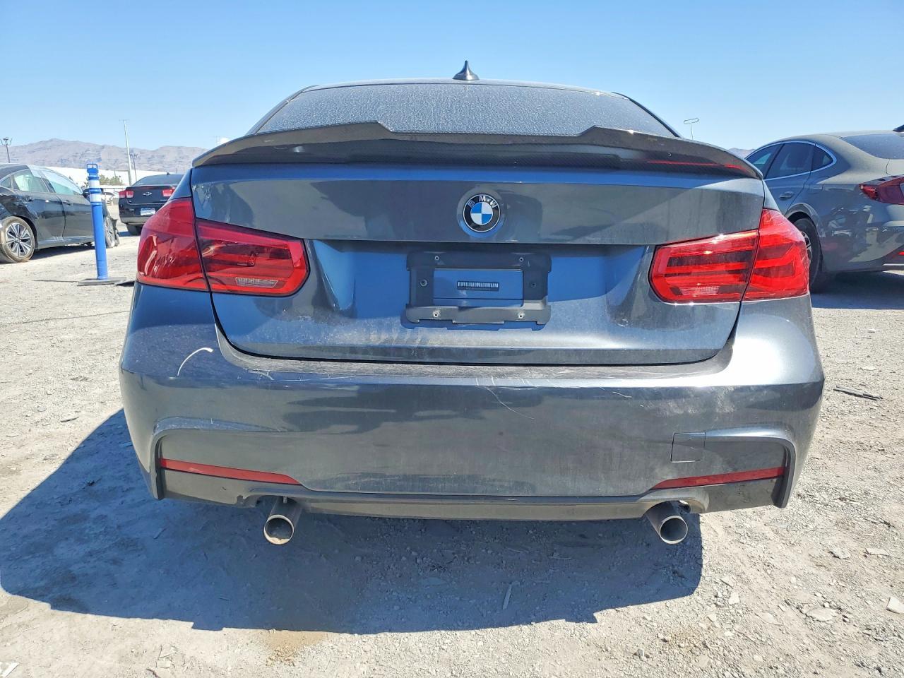2016 BMW 340 Xi - Фото 6