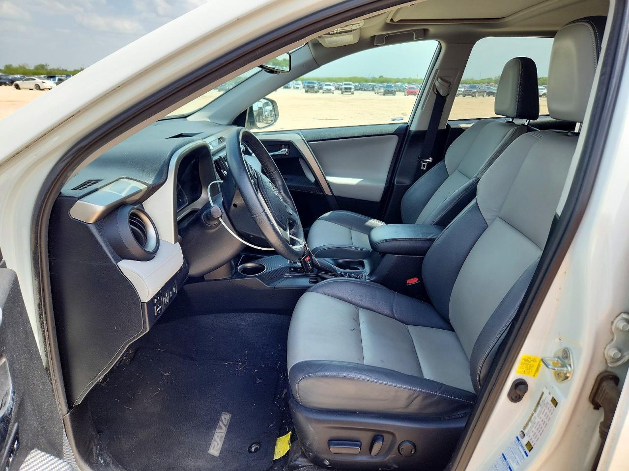 2015 Toyota Rav4 Limited - Фото 7