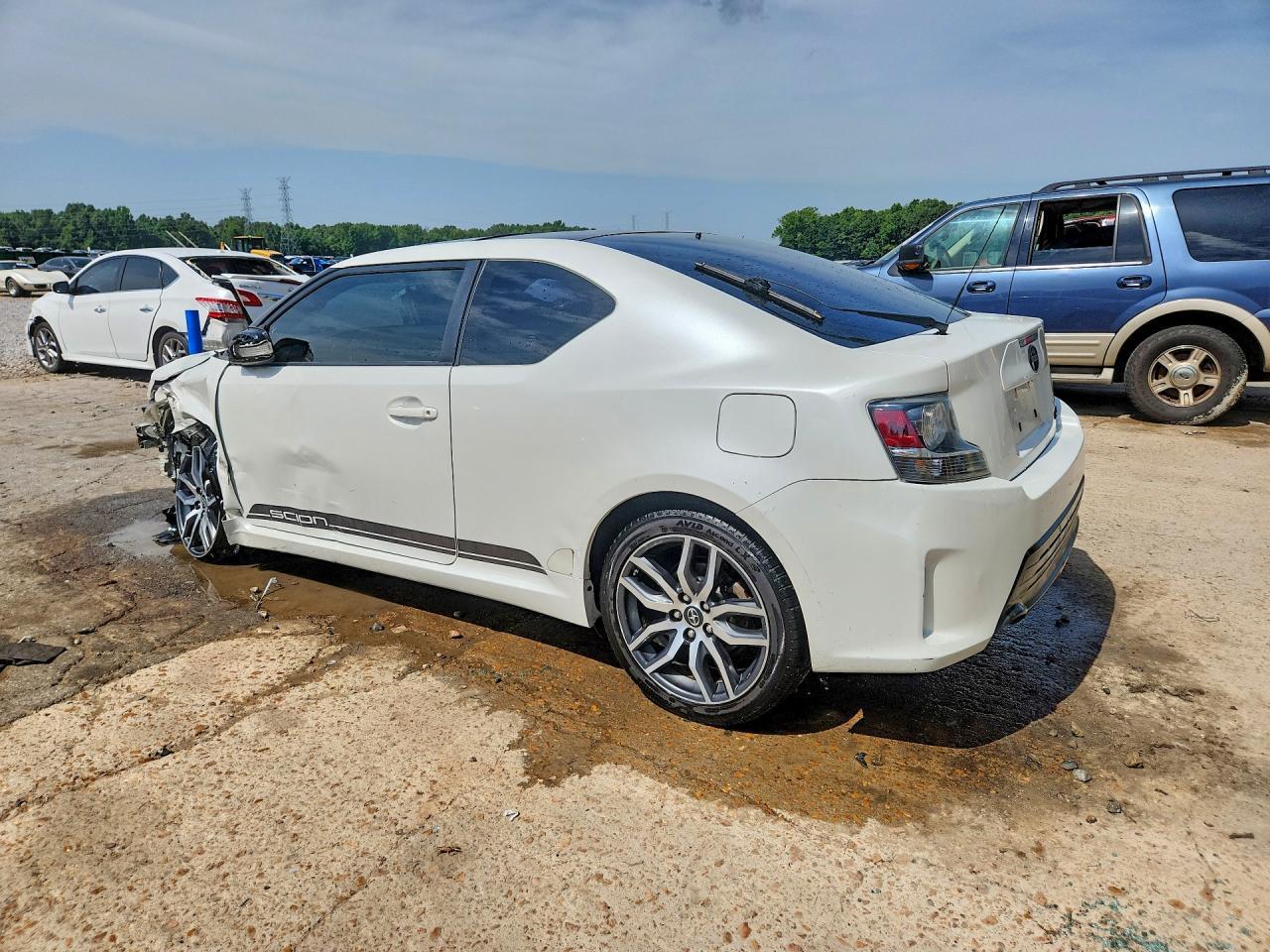 2016 Scion Tc Base - Фото 2