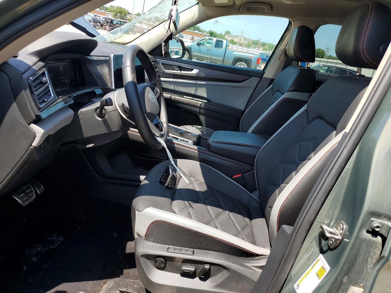 2024 Volkswagen Atlas Peak Edition Sel - Фото 7