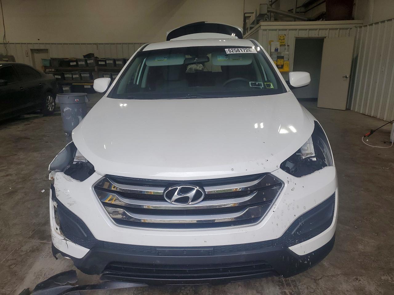 2016 Hyundai Santa Fe Sport 2.4L - Фото 5