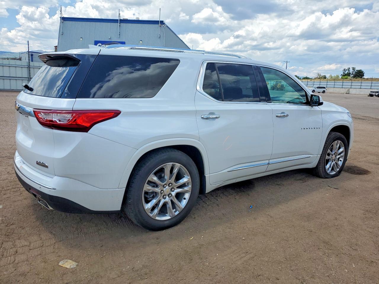 2019 Chevrolet Traverse High Country - Фото 3