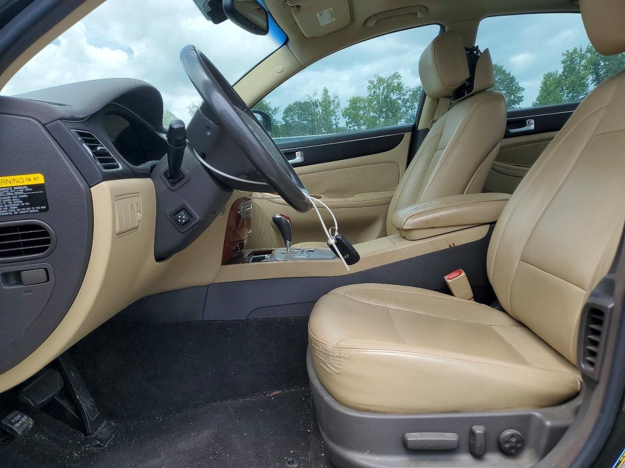 2014 Hyundai Genesis 3.8L - Image 7