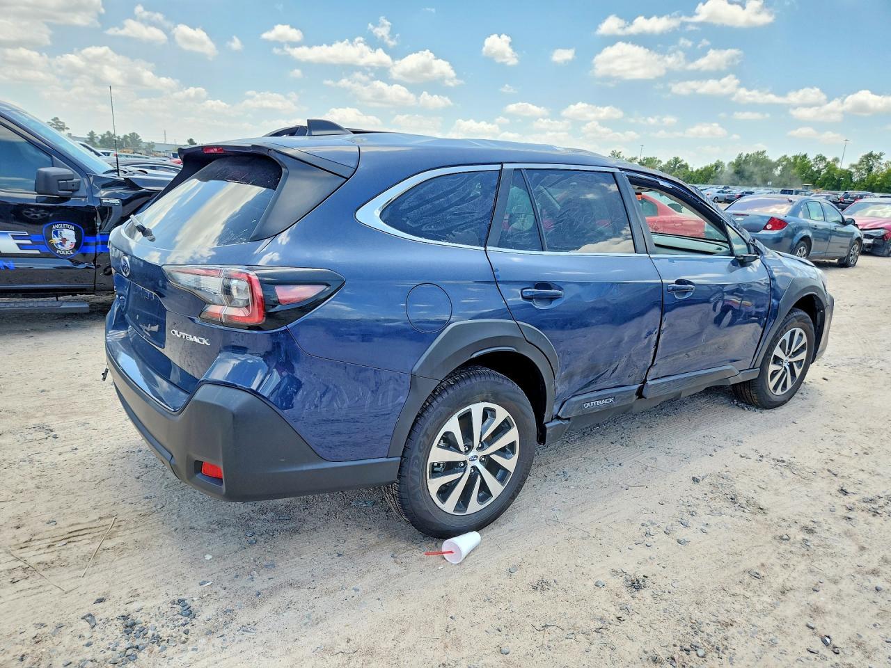 2025 Subaru Outback Premium - Фото 3