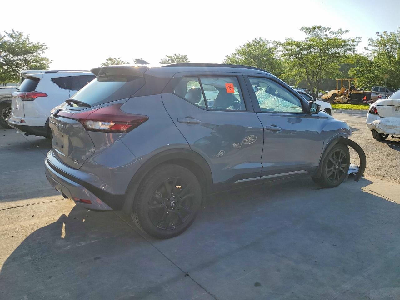 2023 Nissan Kicks Sr - Фото 3