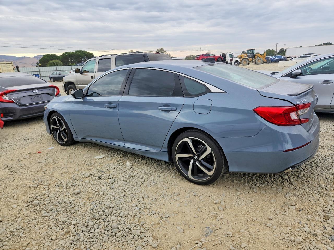 2022 Honda Accord Hybrid Sport - Фото 2