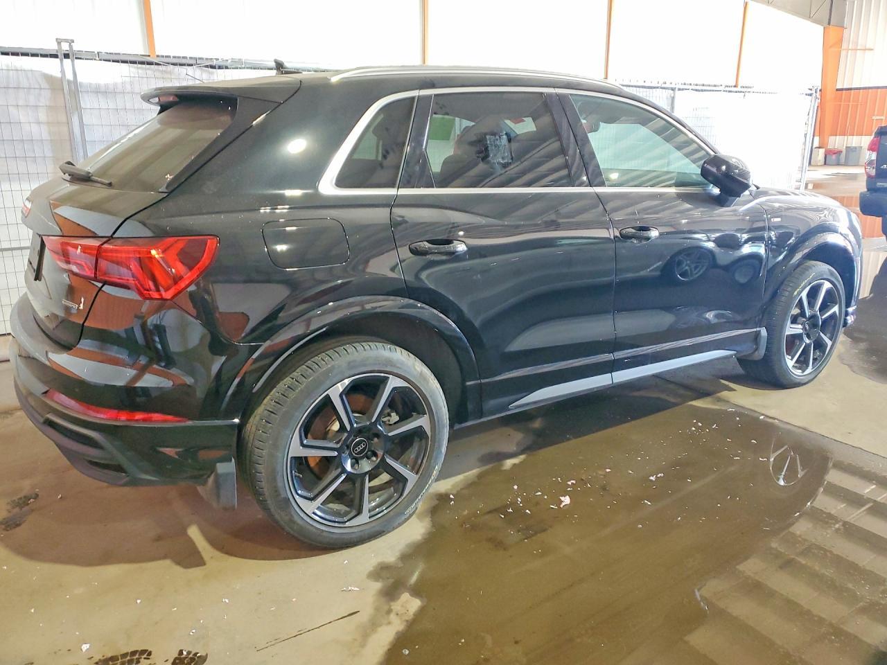 2023 Audi Q3 Premium Plus S Line 45 - Фото 3