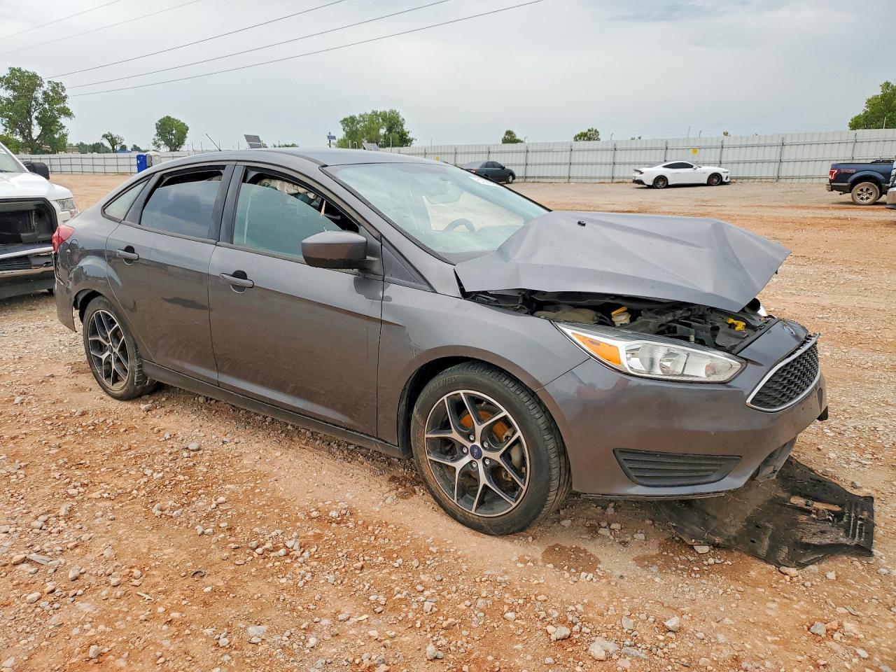 2018 Ford Focus Se - Фото 4
