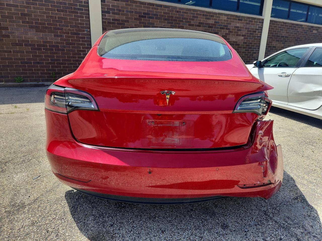 2022 Tesla Model 3 - Image 6