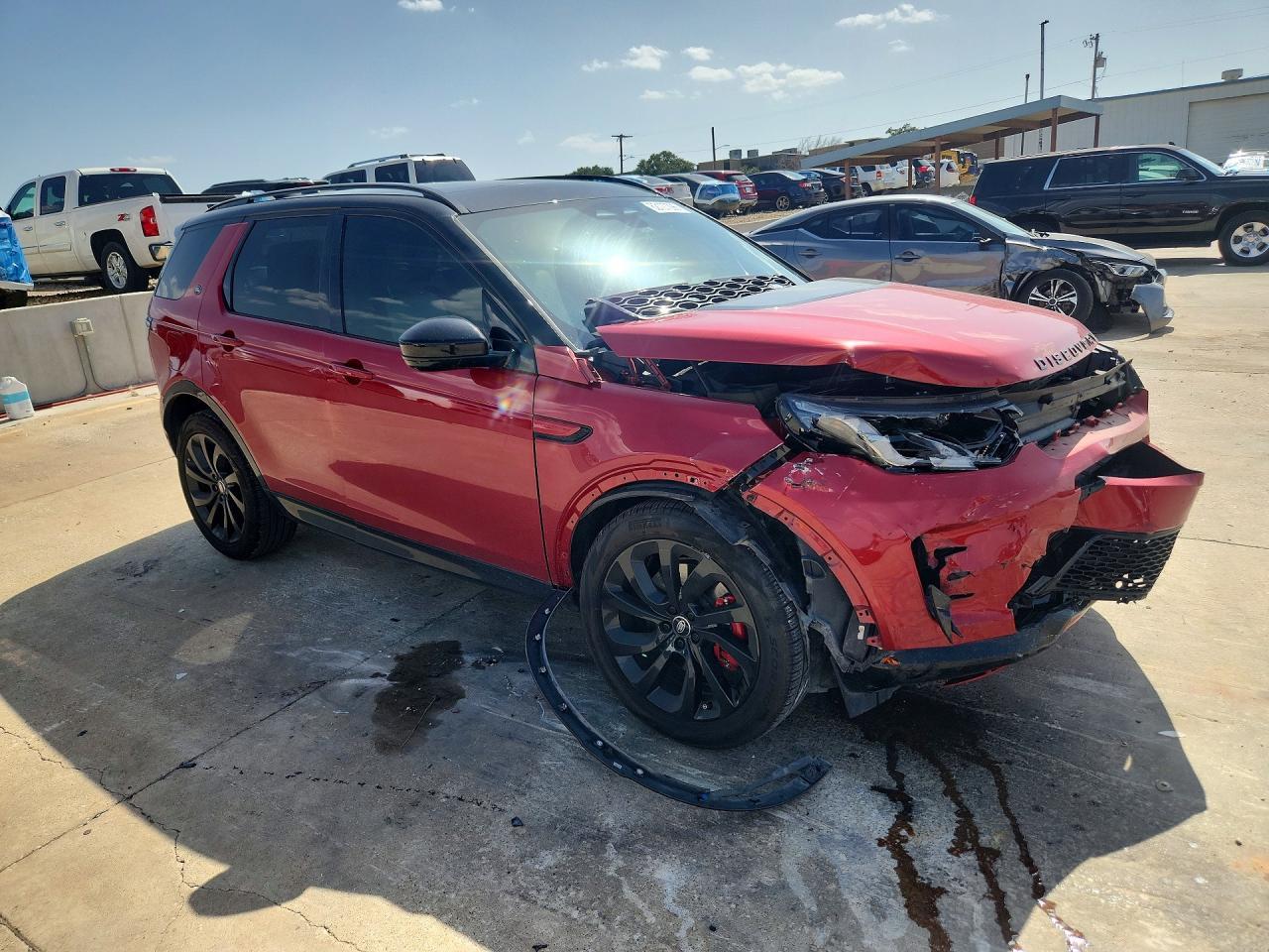 2025 Land Rover Discovery Sport Dynamic Se - Image 4