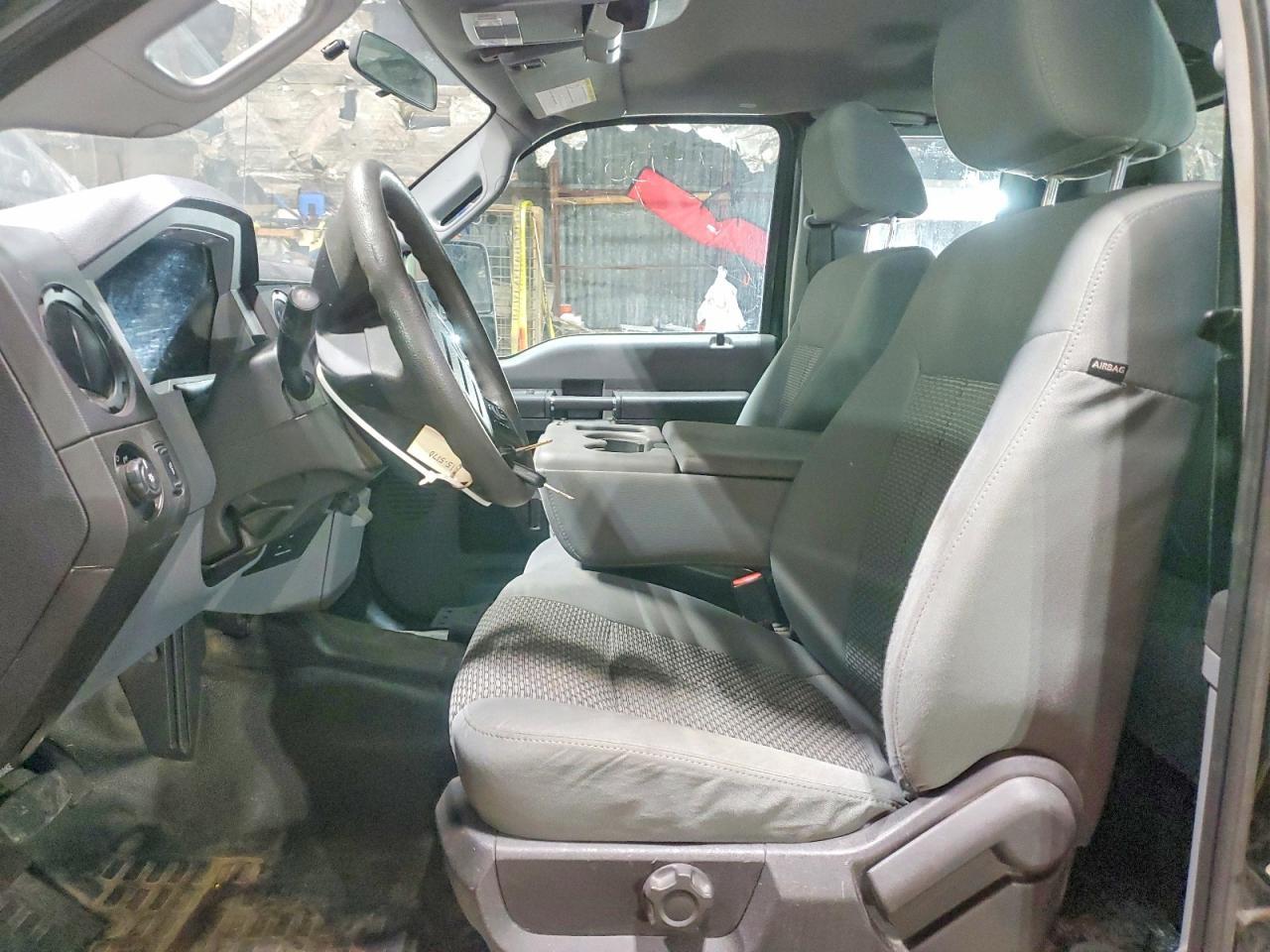 2015 Ford F250 Super Duty - Фото 7